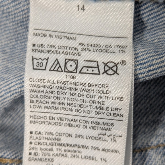 Old Navy Jeans Women 14 Lt. Denim Sky Hi Rise Wide Leg Distress Raw Hem 90's y2k - Picture 8 of 12